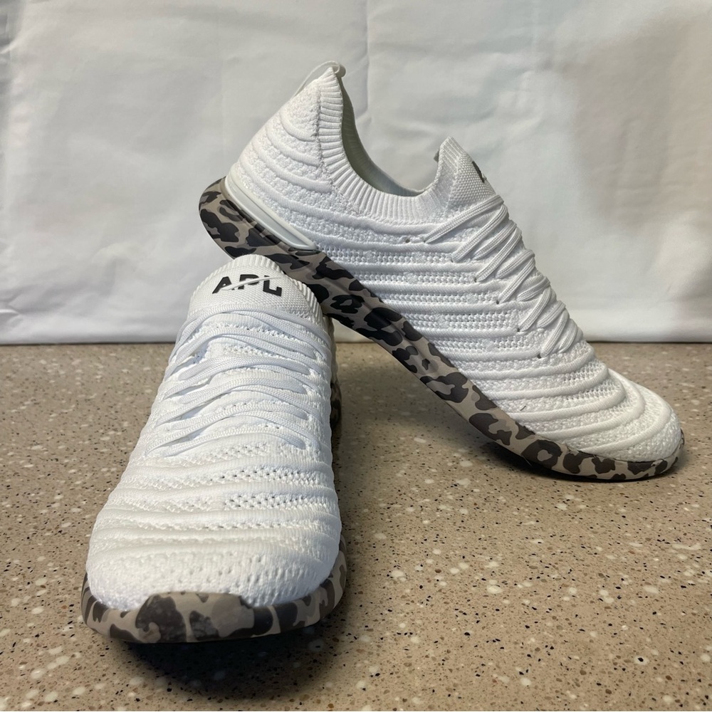 New APL Men’s TechLoom Wave Size 12 Athletic Propulsion Labs White/Leopard Print